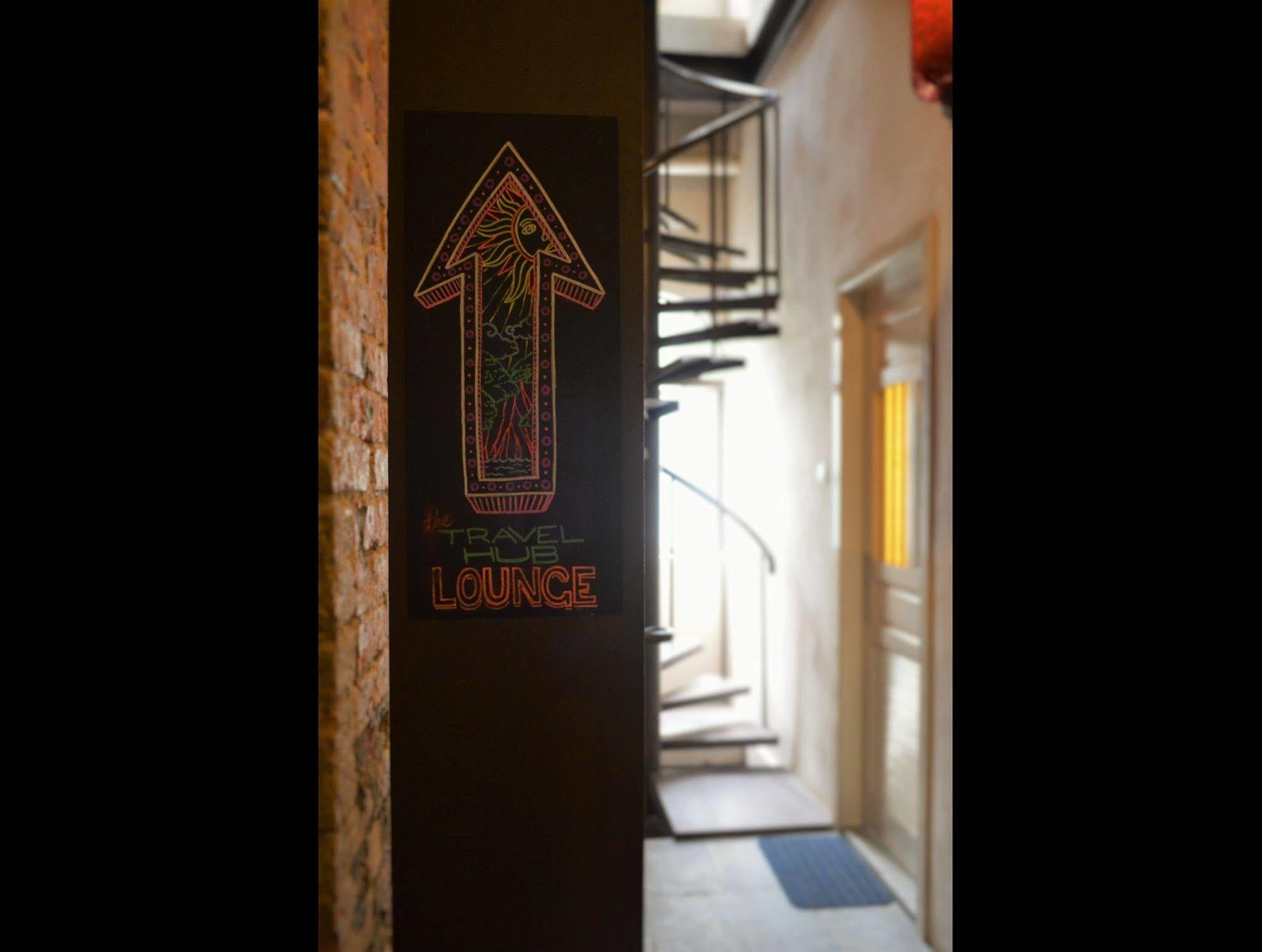 Travel Hub Highstreet Hostel Kuala Lumpur Exterior photo
