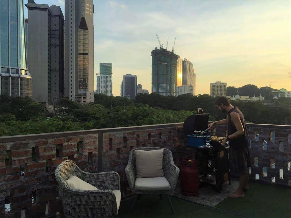 Travel Hub Highstreet Hostel Kuala Lumpur Exterior photo